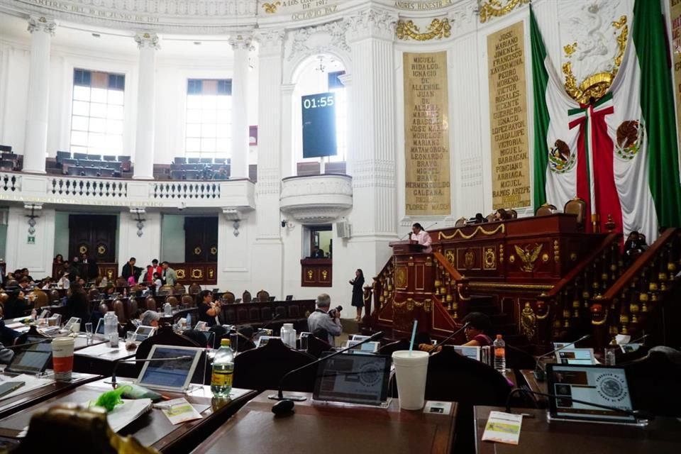 De las nueve sesiones que se tenían previstas para abril, cuatro debieron suspenderse aún cuando ya habían iniciado, al no haber quórum.