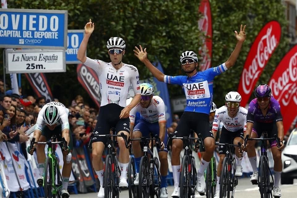 El ciclista mexicano Isaac del Toro conquistó tres podios en la Vuelta a Asturias 2024 y se llevó su primer título como profesional a los 20 años.