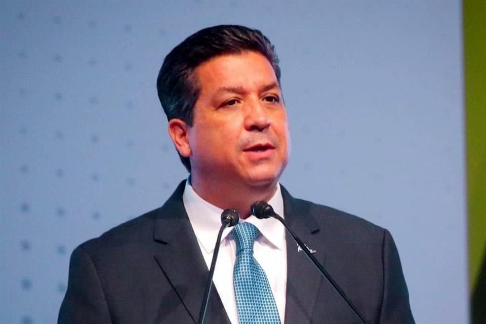 El TEPJF tumbó la candidatura a diputado federal de García Cabeza de Vaca por tener dos órdenes de aprehensión.