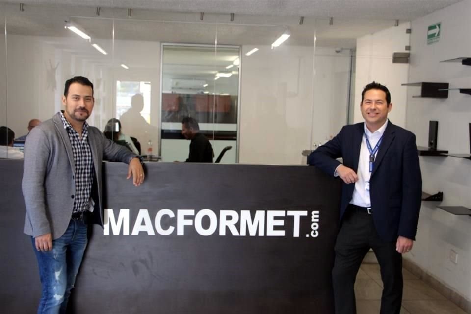 Rubén Rodríguez (izq) y David Rodríguez, director admnistrativo y comercial de MacFormet.