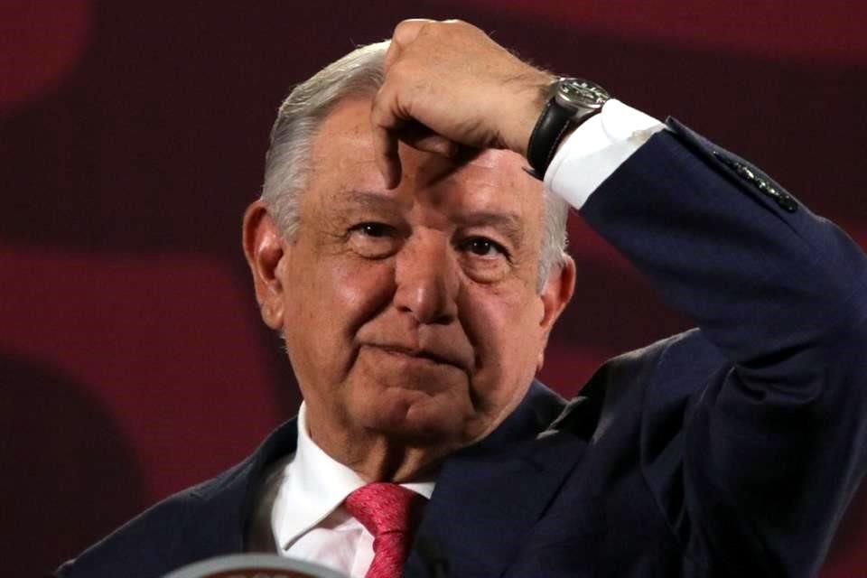 El Presidente López Obrador durante la conferencia mañanera de este lunes en Palacio Nacional.