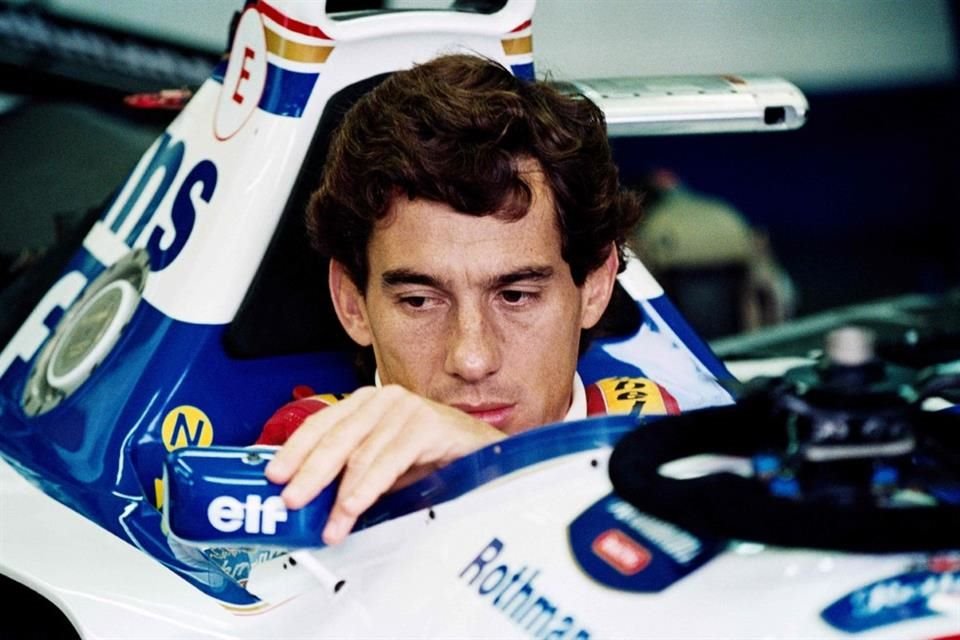 Treinta años después de su muerte, el brasileño Ayrton Senna sigue siendo idolatrado y su muerte contribuyó a reforzar la seguridad en la F1.