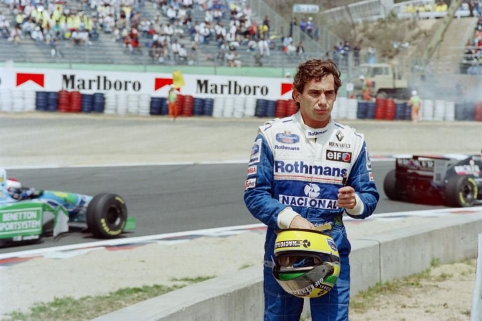 Treinta años después de su muerte, el brasileño Ayrton Senna sigue siendo idolatrado y su muerte contribuyó a reforzar la seguridad en la F1.