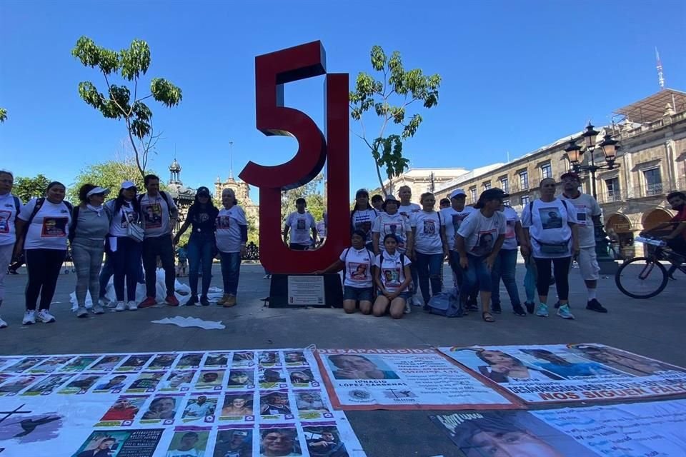 Sobrevivientes de tortura el 5 de junio de 2020 a manos de agentes de Fiscalía, realizan campaña de fondeo para colocar un nuevo antimonumento.