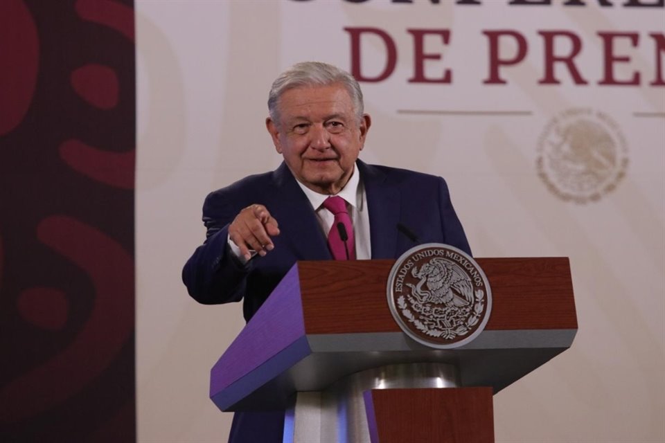 AMLO dijo que habrá inversión extranjera en Istmo de Tehuantepec, pero no mayoritaria; tendrá que ser mexicana por cuestiones de soberanía.