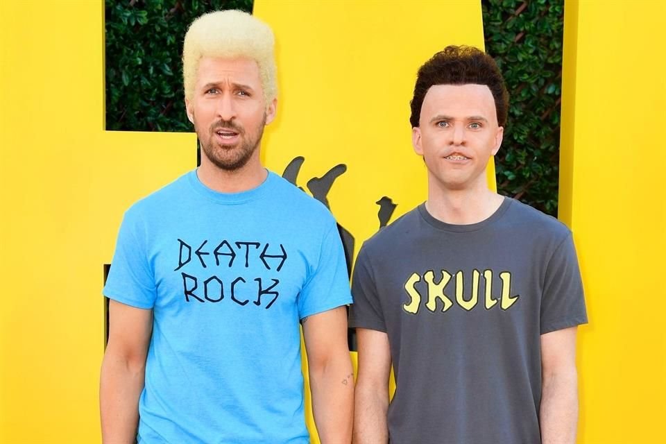 Ryan Gosling y Mikey Day se caracterizaron como Beavis y Butt-Head durante el estreno en Los Ángeles de 'Profesión Peligro'.