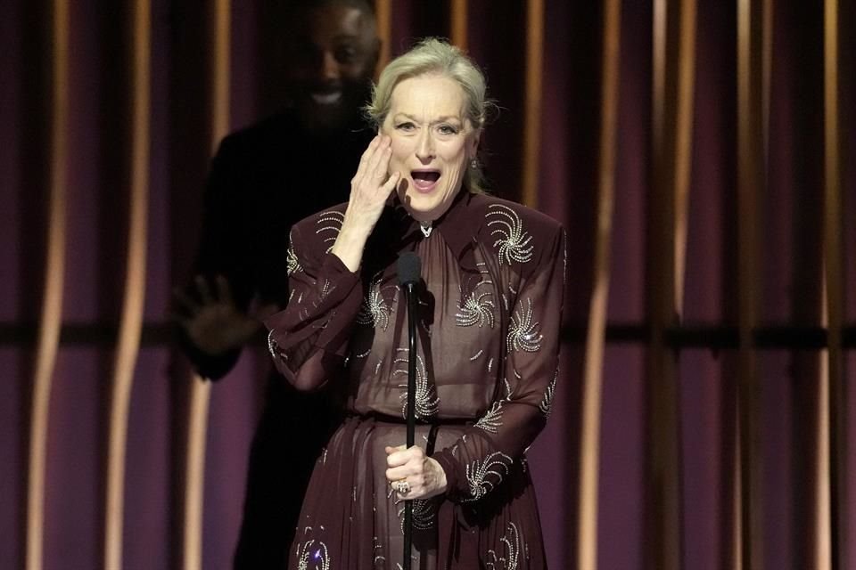 Streep estuvo anteriormente en Cannes, en 1989, cuando ganó el premio a la mejor actriz con Un grito en la oscuridad.