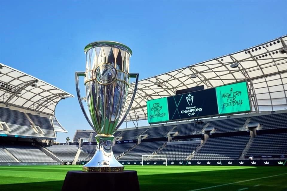 Concacaf presentó una demanda contra Grupo Lauman para reclamar pago de 31 mdd por derechos de transmisión de su Liga de Campeones.