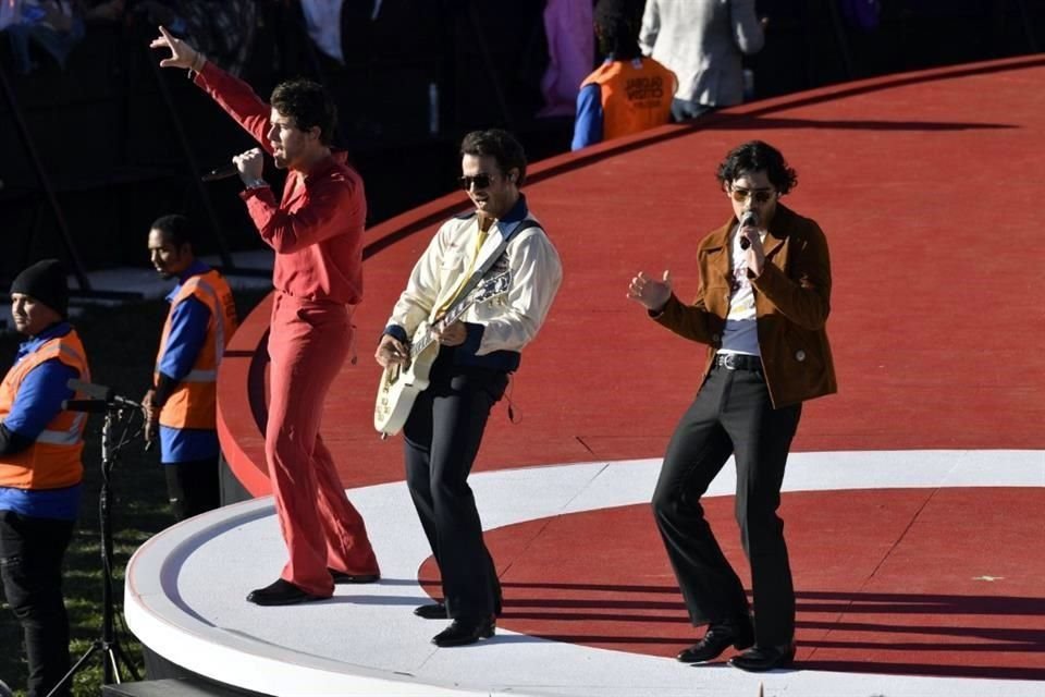 Los Jonas Brothers aseguraron reponer los conciertos en agosto.