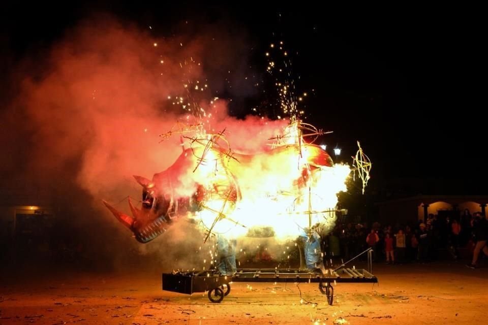 'El rinoceronte', fotograma  del video de la serie 'Kurhirani no ambakiti (quemar al diablo): porque sólo así nos escuchan'.