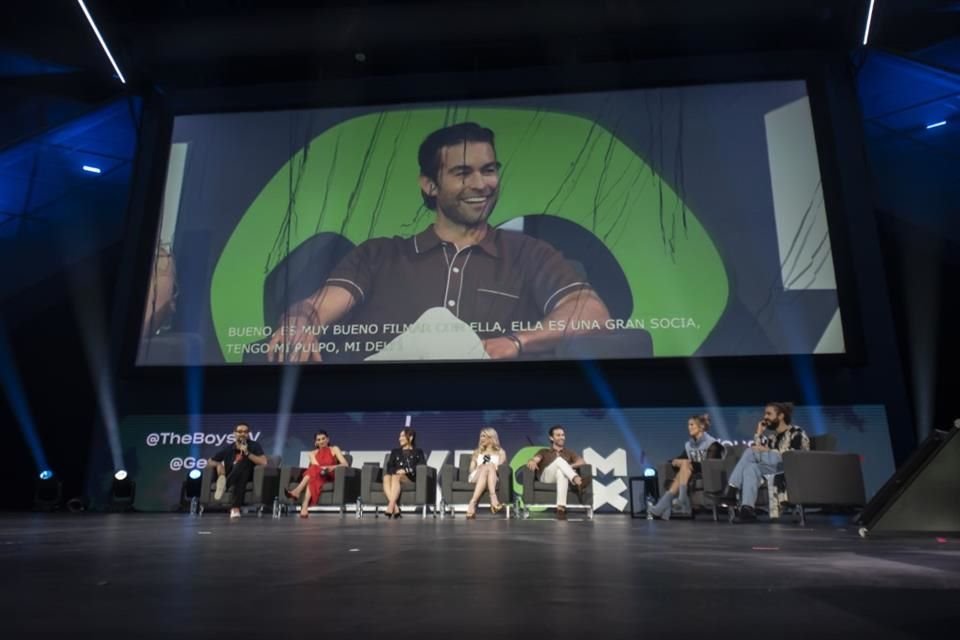 Las estrellas del primer día de CCXP México dejaron a todos con hambre de más superhéroes malditos, de visuales grotescos y de mucha mala leche.