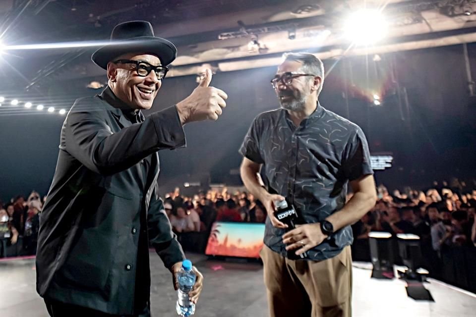 Giancarlo Esposito cautivó a sus fans con su carisma.