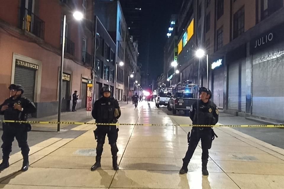 Dos grupos de jóvenes estaban al interior de un centro nocturno, cuando un integrante de cada uno tuvieron un altercado.