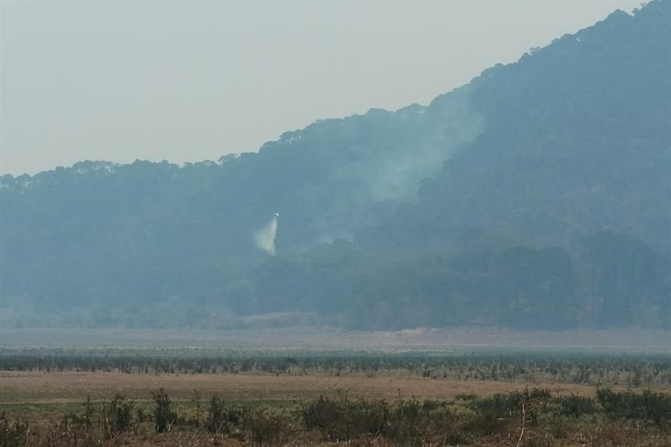 Combate gobierno de EDOMEX incendios en Valle de Bravo