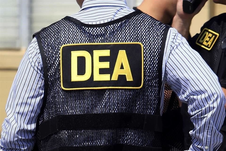 La DEA acusó al Gobierno mexicano de retrasar las visas de trabajo de 13 agentes de la agencia, lo que dijeron afecta la lucha contra narco.