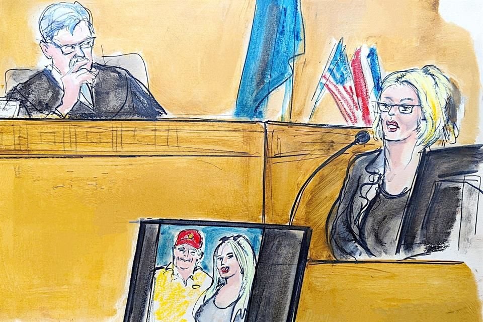 Durante juicio contra el ex Presidente Trump, la ex actriz porno Stormy Daniels detalló el encuentro que sostuvo con el magnate en el 2006.