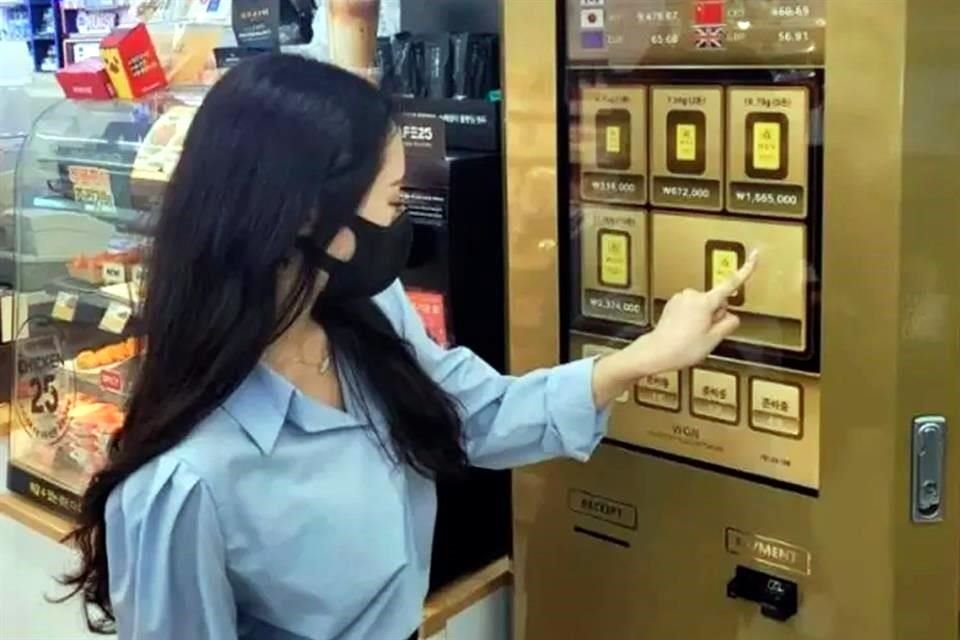 En la cadena de tiendas de conveniencia GS25 de Corea del Sur, los clientes pueden comprar pequeñas galletas de oro en máquinas expendedoras.