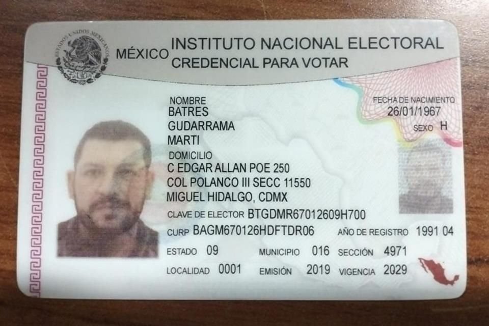 La foto no coincide con el Jefe de Gobierno, Martí Batres.