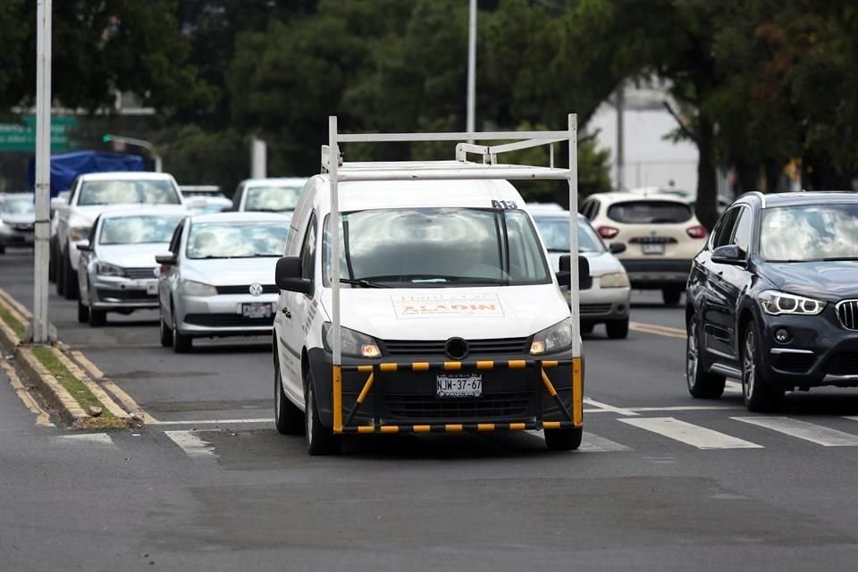 Para tramitar placas de circulación en Jalisco hay que desembolsar $2,888, además del 7% del valor del auto por cambio de propietario.