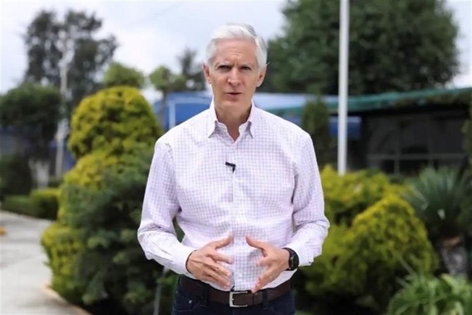 El Estado de México retrocede a semáforo naranja a partir del lunes, informó el Gobernador Alfredo Del Mazo.