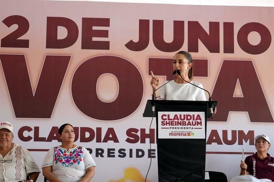 Claudia Sheinbaum, candidata presidencial de Morena-PVEM-PT, encabezó un mitin en Cosamaloapan, Veracruz.