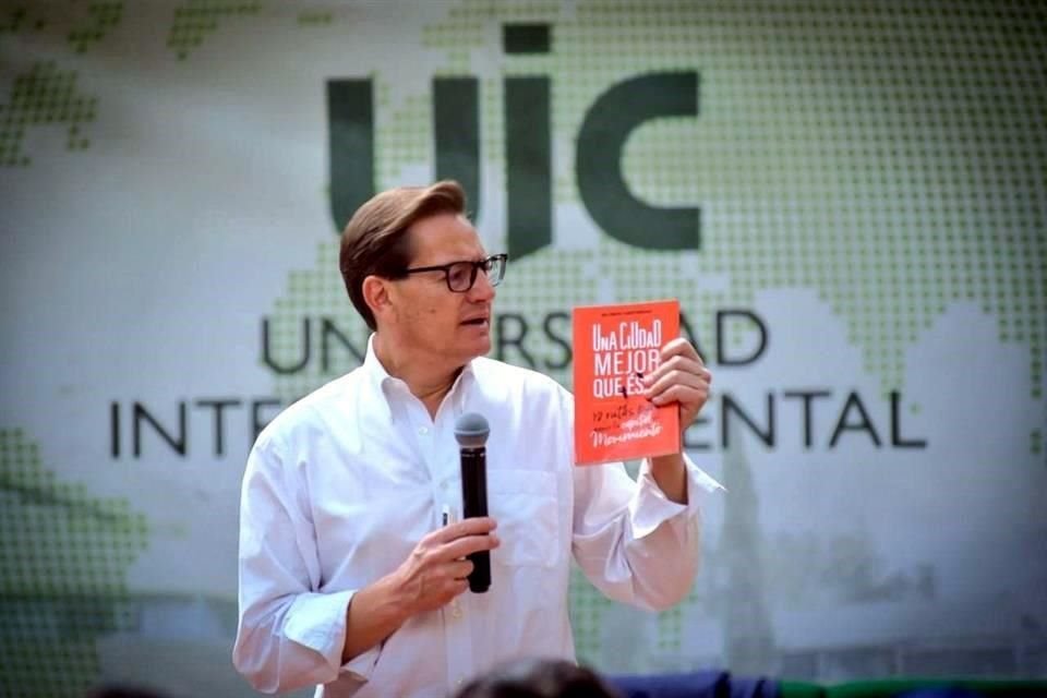 Salomón Chertorivski, candidato de MC, se reunió con la comunidad de la Universidad Intercontinental.