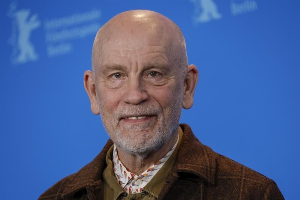 Malkovich tiene 70 años.