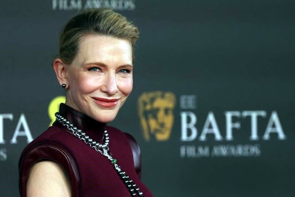 Cate Blanchet, Brian Cox y otras celebridades sorprendieron a su paso por la alfombra roja de los BAFTA TV 2024.