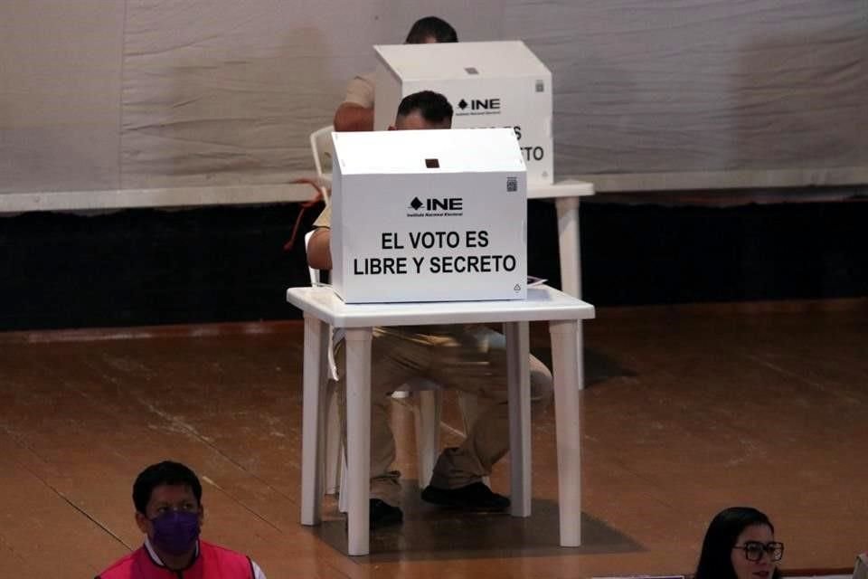 El 6 de mayo comenzaron los votos anticipados en reclusorios del Área Metropolitana.