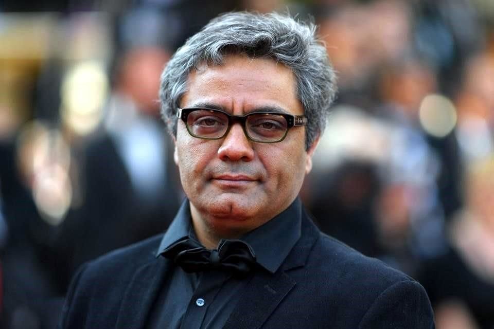 El cineasta envió un comunicado para ser distribuido por el Festival de Cannes, alegando que 'La comunidad cinematográfica mundial debe garantizar un apoyo claro a los realizadores'.
