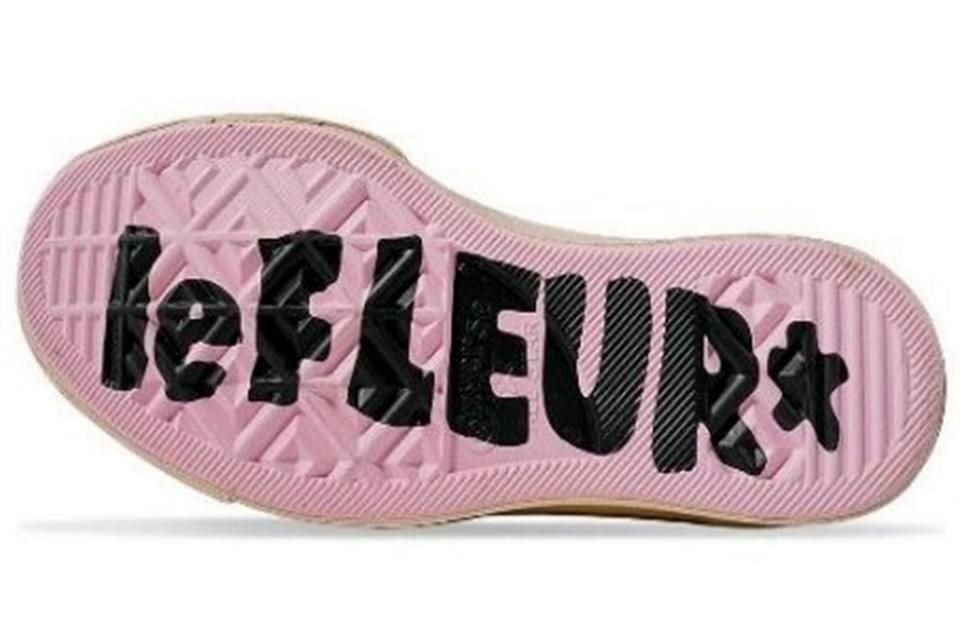 La colección está brandeada por ambas marcas.