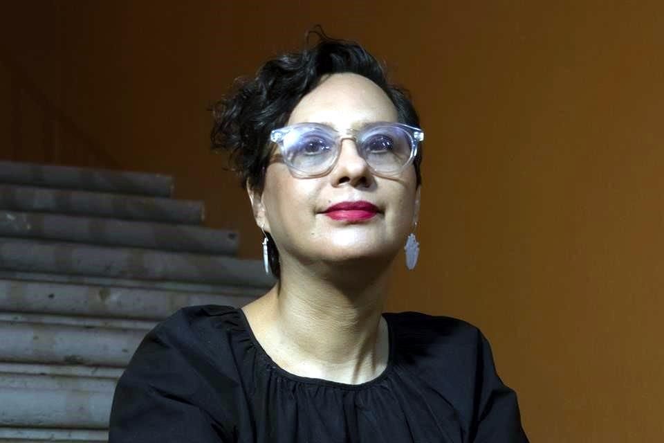 Mara Rahab Bautista, gestora cultural y tallerista, ha impulsado la lectura y la difusión de editoriales independientes desde Morelia, Michoacán.