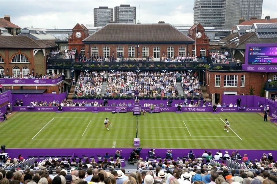 El Queen's Club de Londres vuelve a tener tenis profesional.