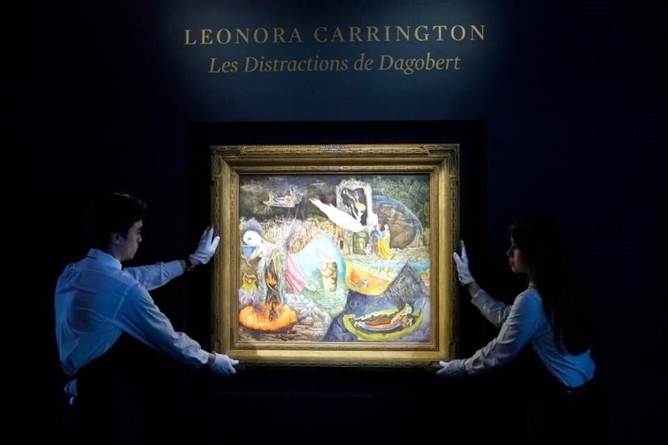 La pintura 'Las distracciones de Dagoberto' de Leonora Carrington fue subastada por la casa Sotheby's en 28.4 millones de dólares.