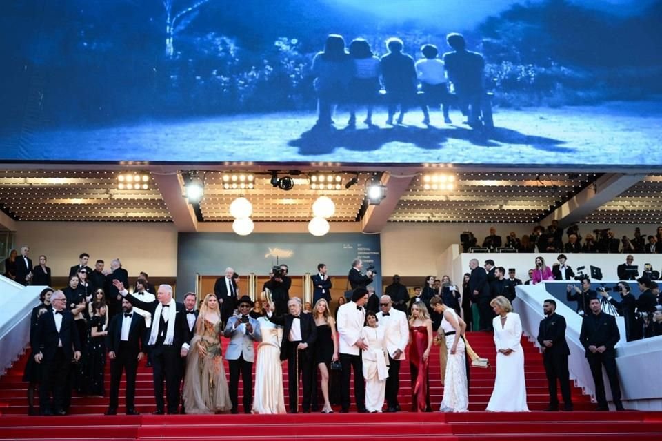 Adam Driver, Jon Voight, Shia Labeouf, Laurence Fishburne y  Aubrey Plaza se unieron al evento de este jueves.