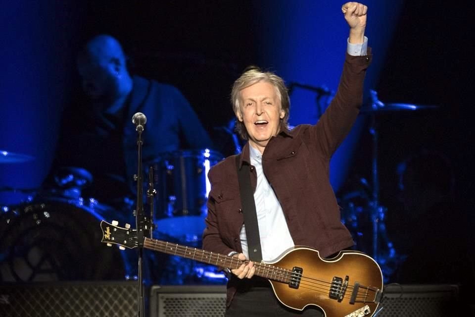 Paul McCartney se posiciona como el cantante con mayor riqueza en Reino Unido.