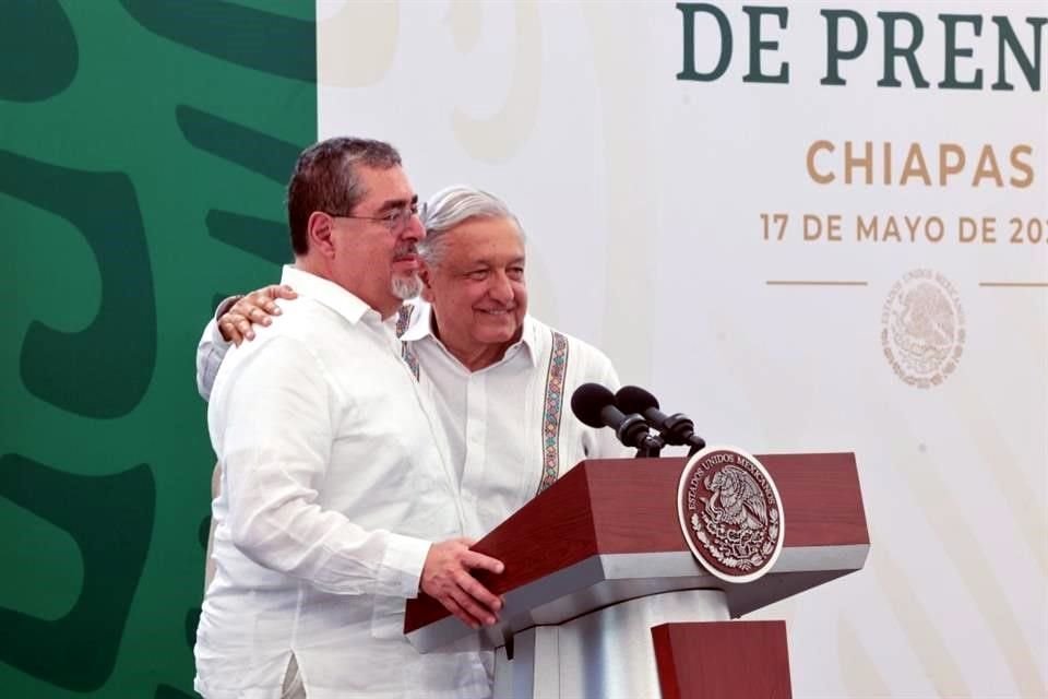 Los presidentes de México, Andrés Manuel López Obrador, y de Guatemala, César Bernardo Arévalo de León, se reunieron este viernes 17 de mayo en Tapachula, Chiapas.