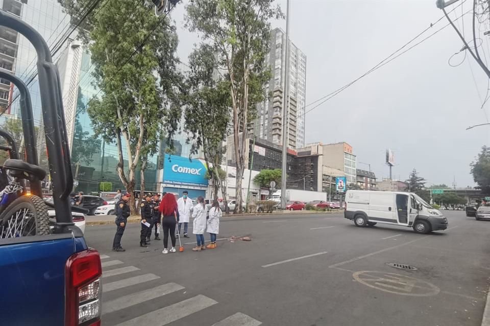 Está zona fue acordonada y eso provocó tránsito lento en dirección hacia el sur.