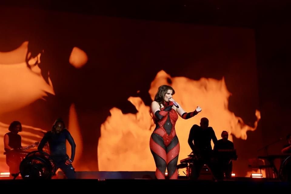 Nelly Furtado reunió a personas de todas las edades.