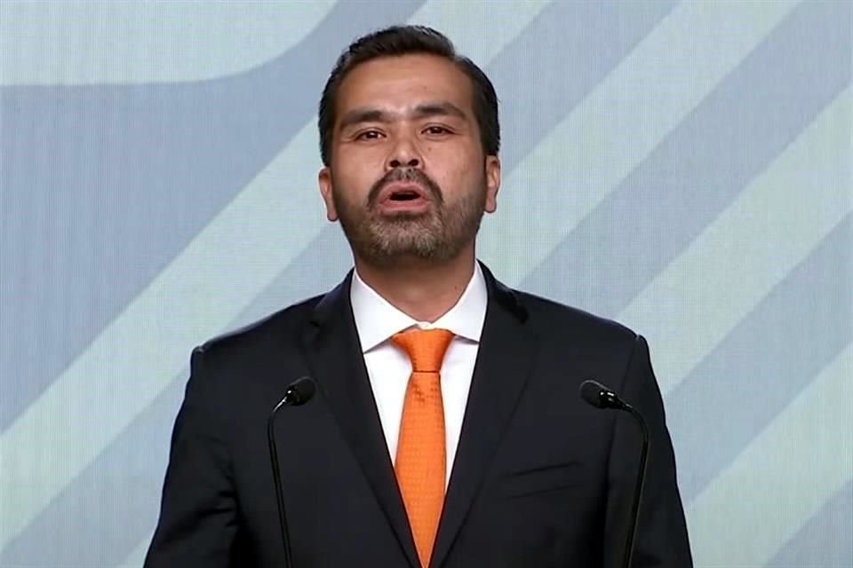 Al referirse a la Oposición, a la que se nombró PRIAN, reprochó que en años anteriores hayan votado en contra de los programas sociales y los de Morena son insuficientes.