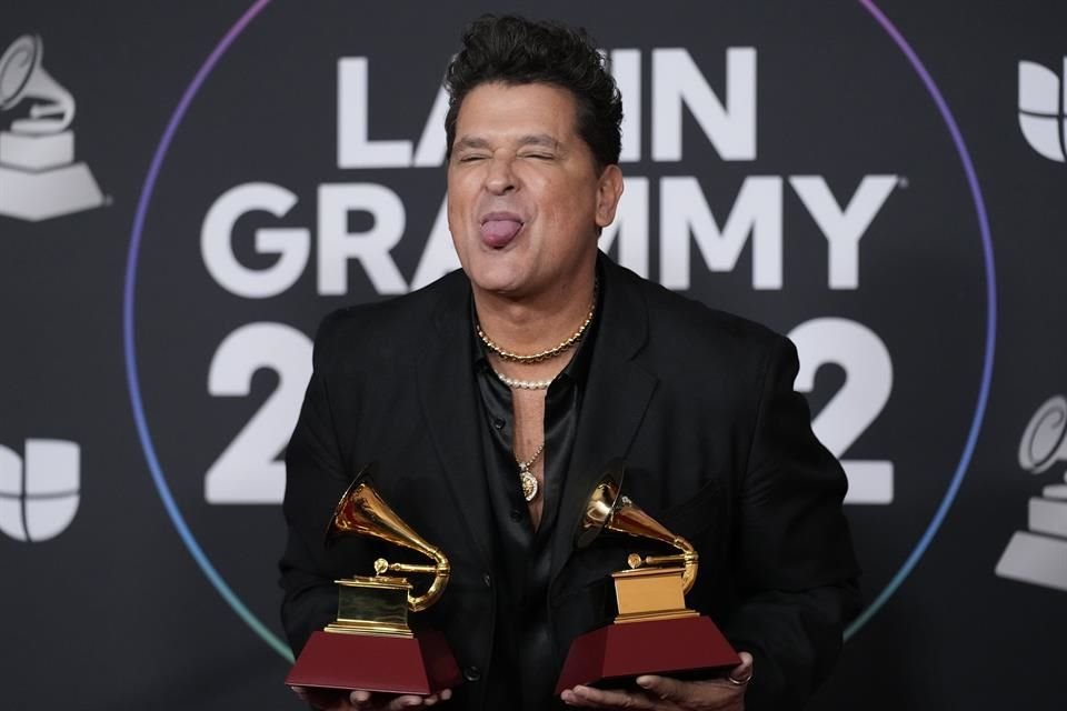 Carlos Vives ha sido galardonado en numerosas ocasiones, tanto en los Latin Grammy como en los Grammy.