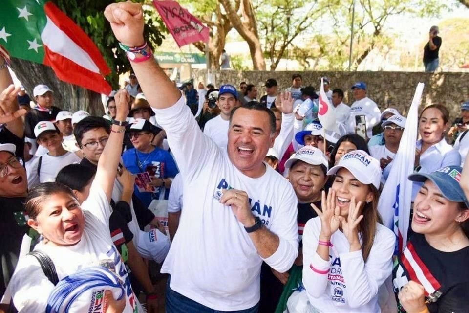 Jessica Saidén, candidata a diputada federal por el distrito 6 de Yucatán, presentó una denuncia contra del abanderado el PAN-PRI-Nueva Alianza para que se investigue procedencia de sus propiedades.