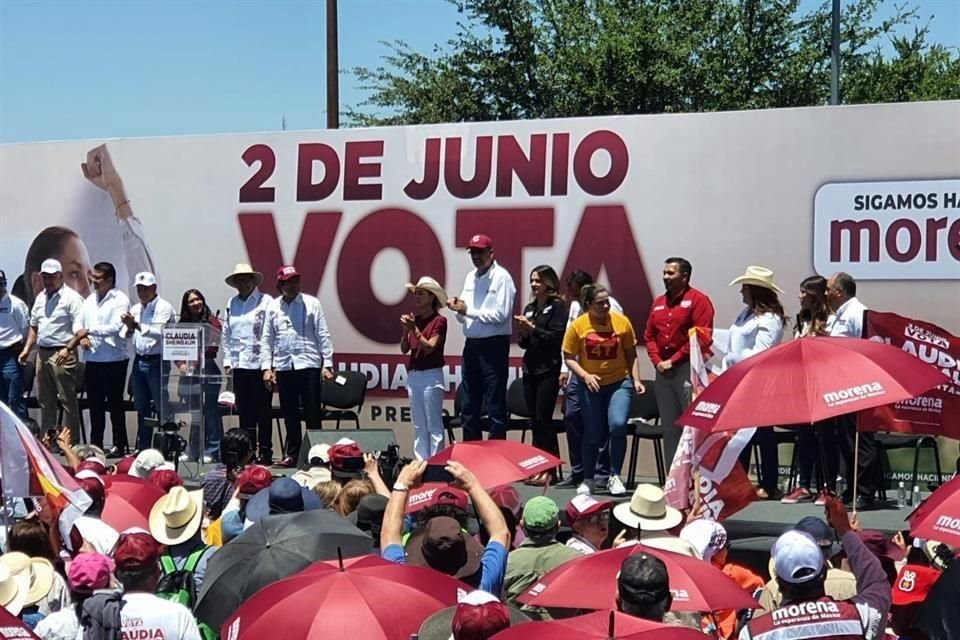 Durante su discurso, Sheinbaum acusó que el PRI y el PAN siguen con prácticas de compra de voto.