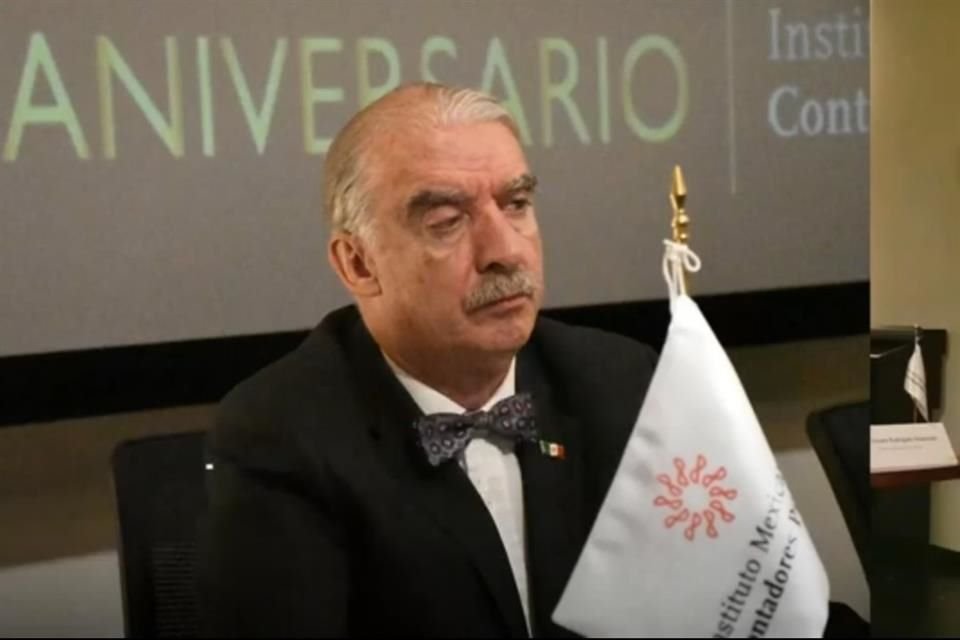 Ernesto O'Farrill, presidente de la comisión de análisis económico del IMCP.