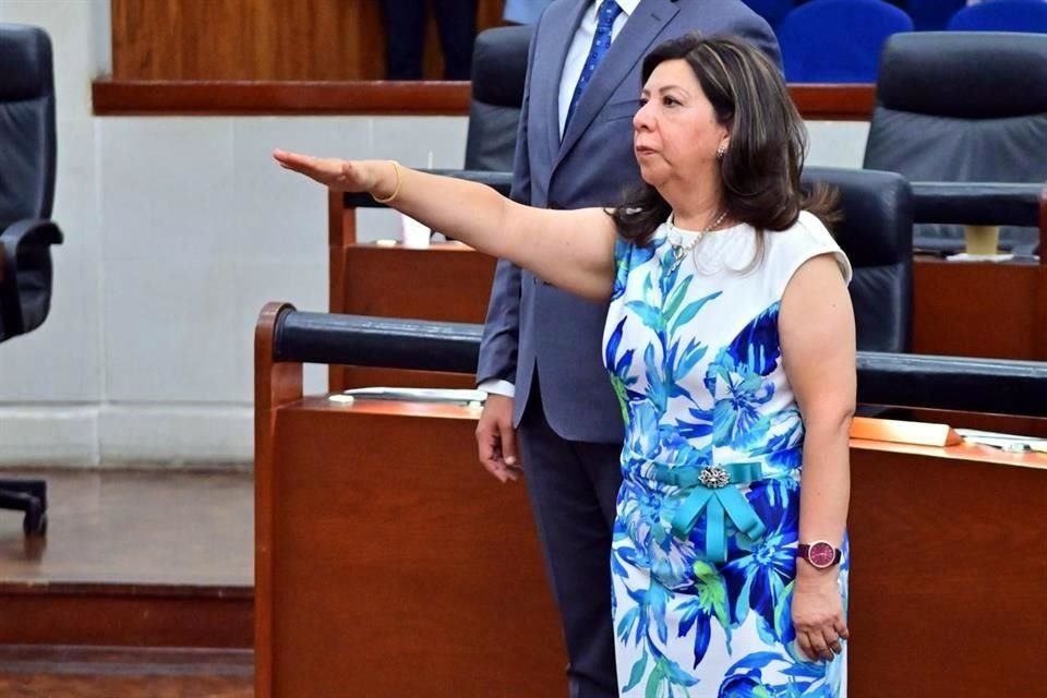 María Manuela García Cázares, quien la semana pasada renunció a la presidencia del PJ en SLP, ahora es la nueva Fiscal estatal.