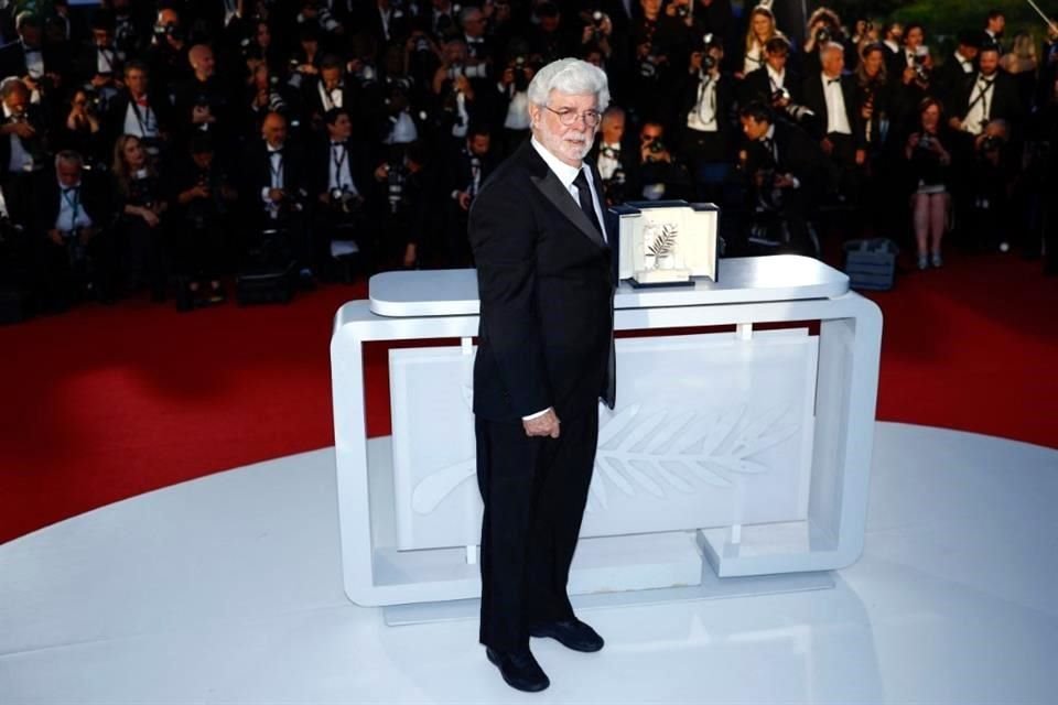 George Lucas recibe una Palma de Oro honorífica en Cannes.