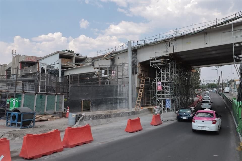 Las autoridades no han dado una fecha de reapertura de la Línea 9 del Metro, luego de obras de rehabilitación que iniciaron en diciembre del año pasado.