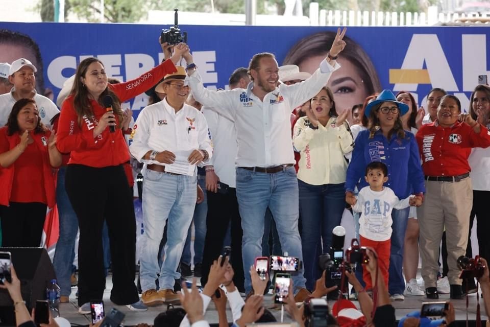 El candidato Santiago Taboada realizó cierres de campaña en Tlalpan, Iztacalco, Álvaro Obregón, Cuajimalpa y Azcapotzalco. 