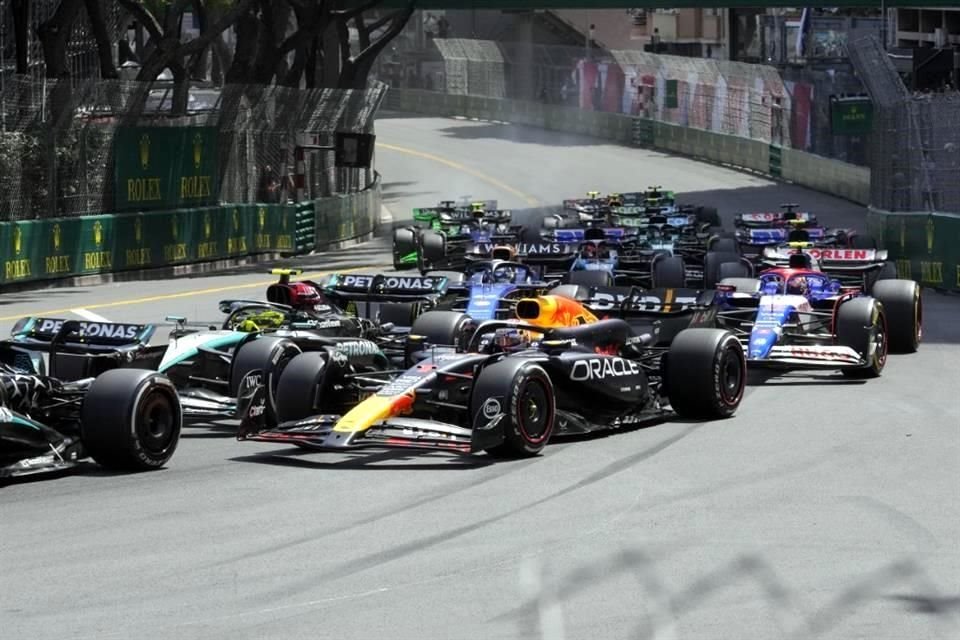 Max Verstappen culminó sexto.