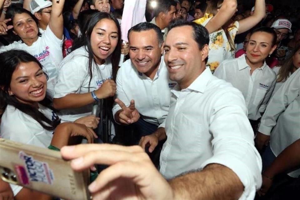 Mauricio Vila en Guanajuato en el cierre de campaña de la panista Libia García.